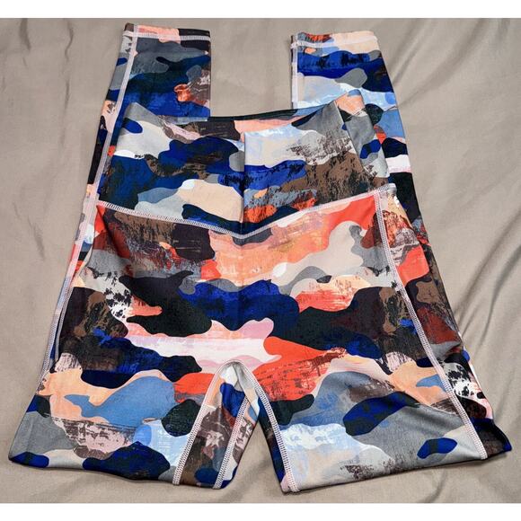 Fabletics Women’s Size XXS High Waisted 7/8 Legging Pocket Multicolor NWOT - Picture 1 of 8